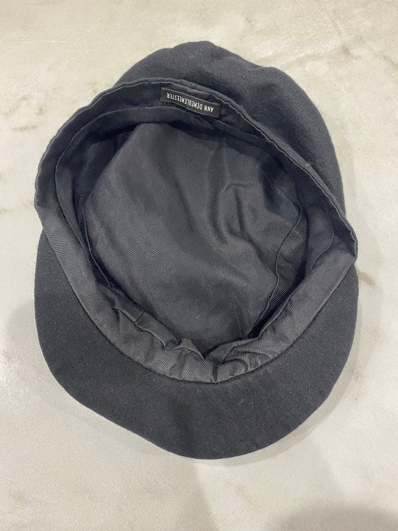 ANN DEMEULEMEESTER(アンドゥムルメステール) キャスケット