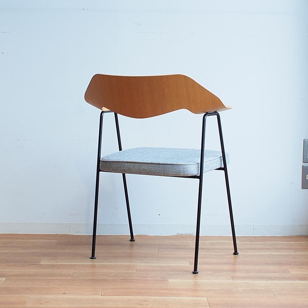 Case Furniture 675チェア オーク材×ファブリックシート