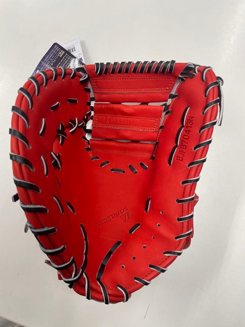 k*u様 新品 ゼット ネオステイタス 少年軟式用ファーストミット 左投用