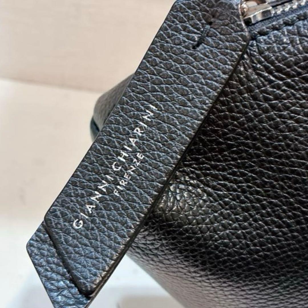 【美品】GIANNI CHIARINI アリファ S ショルダーバッグ　黒