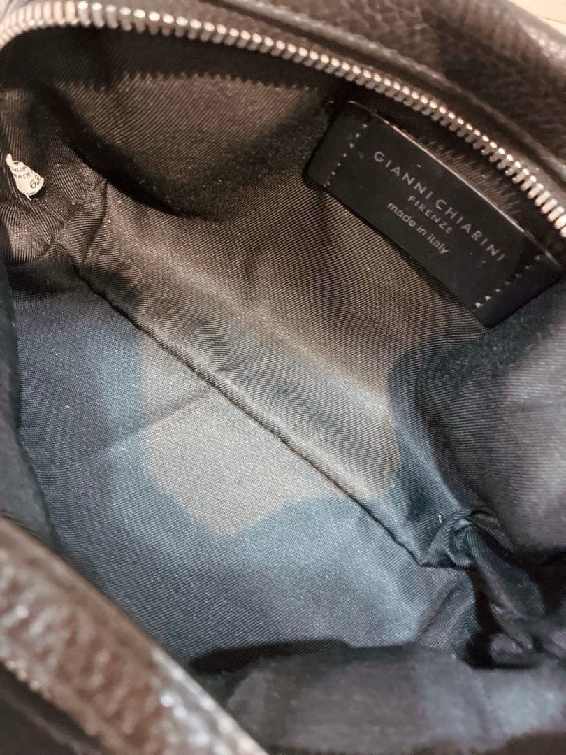 【美品】GIANNI CHIARINI アリファ S ショルダーバッグ　黒