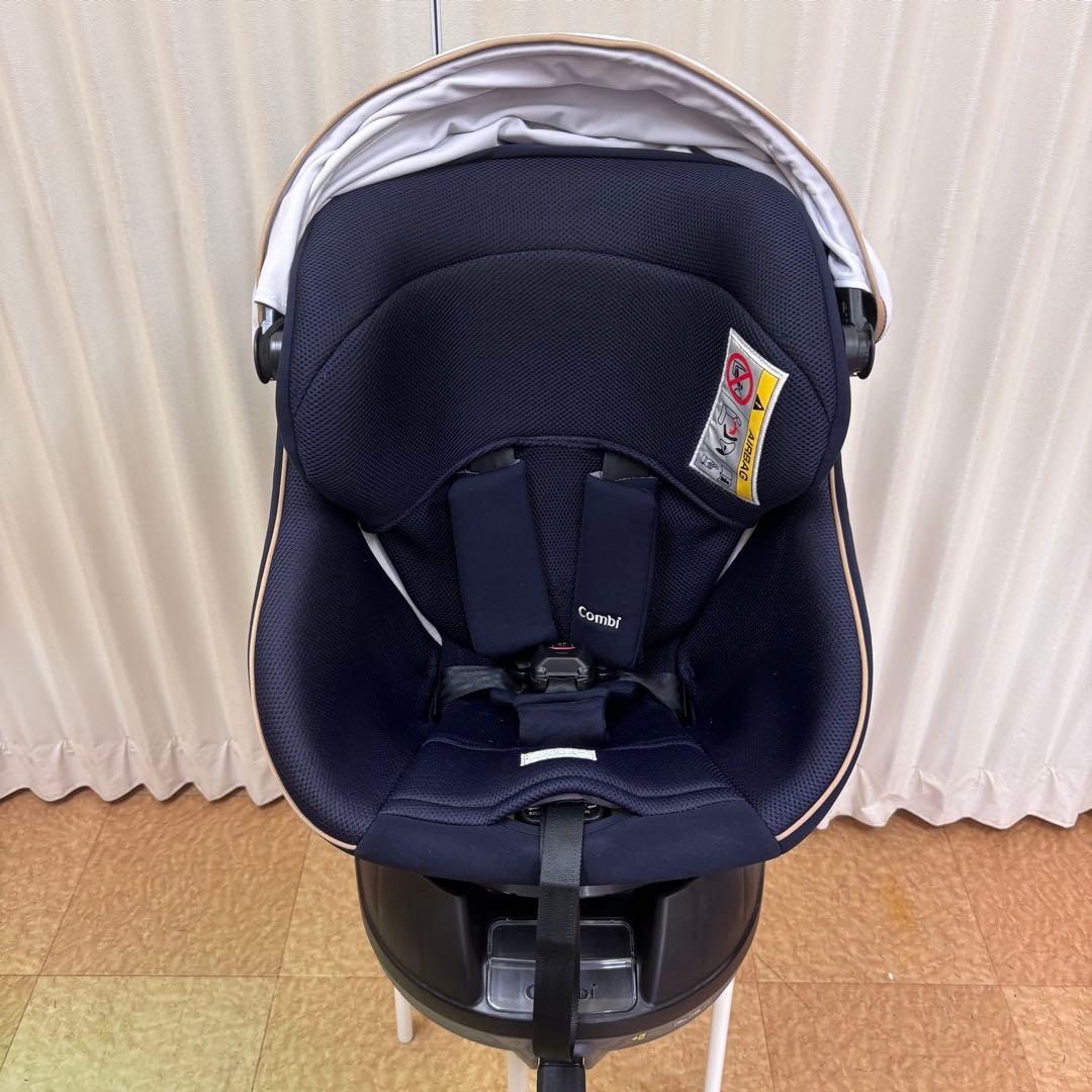 クリーニング済　☆美品☆　コンビ　クルムーヴ　ISOFIX　エッグショック　紺