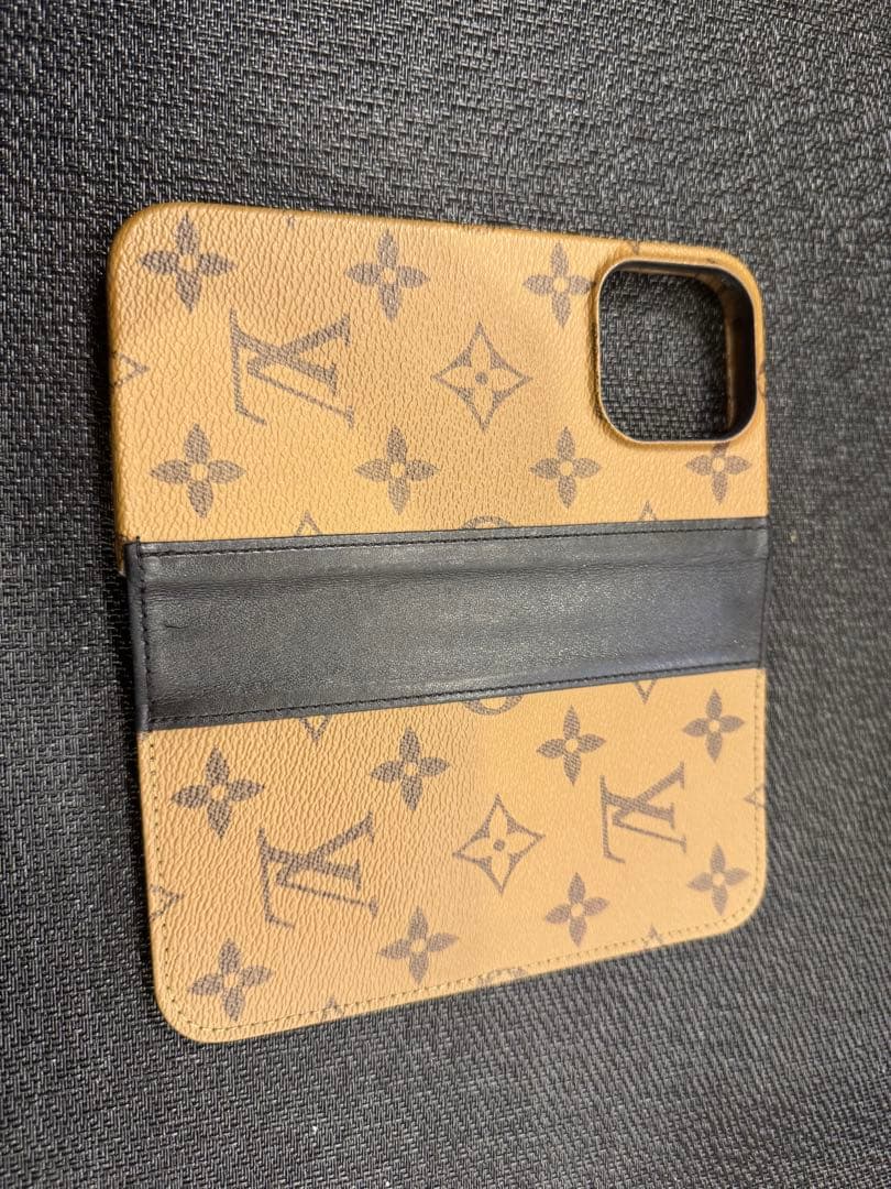 Louis Vuitton モノグラム 手帳型ケース