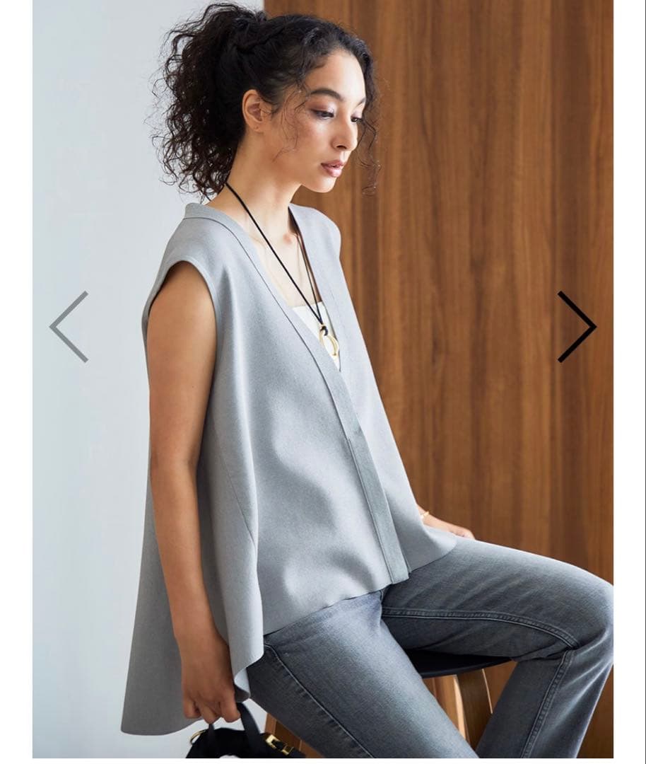 コレバさん専用未使用タグ付きオワーノOWAUNOバッグフレアニットジレLグレー