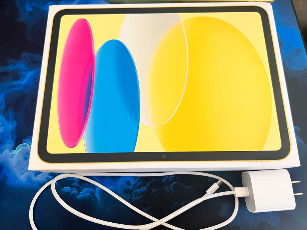 カタリナApple iPad (A16) 128GB ゴールド　箱付き