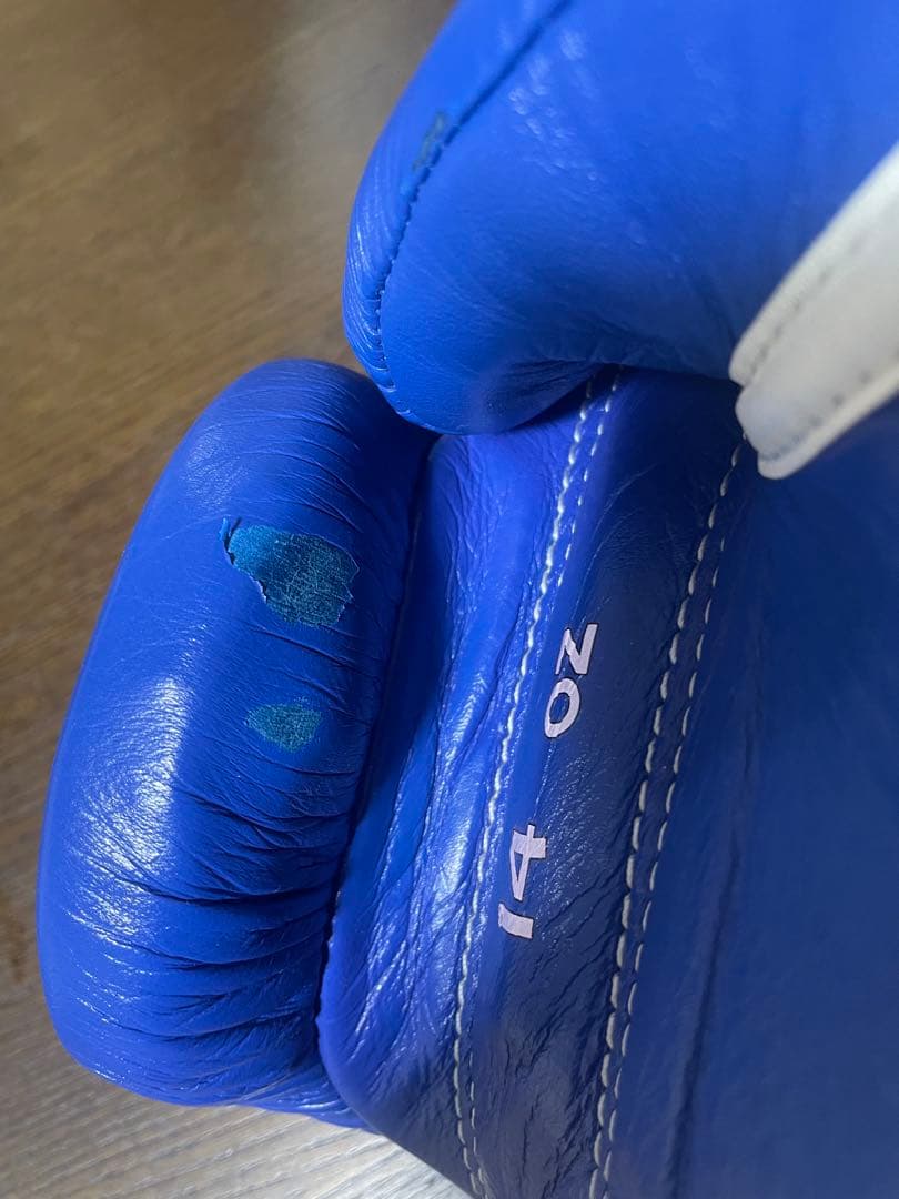 Winning ボクシンググローブ 14 oz 青