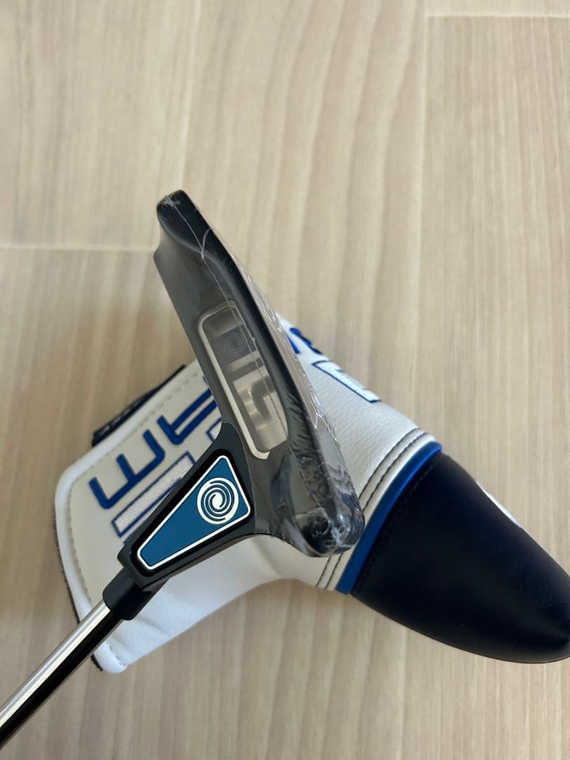 新品未開封品　AI ONE トライビームパター #1ヘッドカバー付