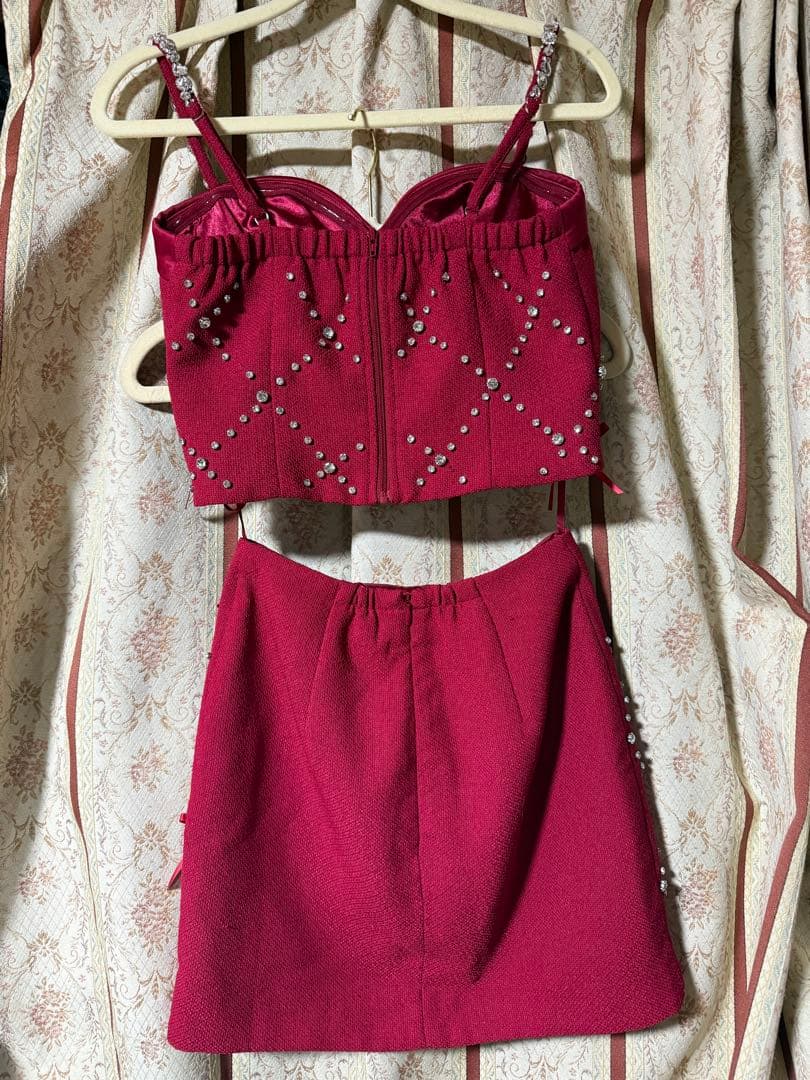 ROBE de FLEURSサテンリボンビジューセットアップミニドレス