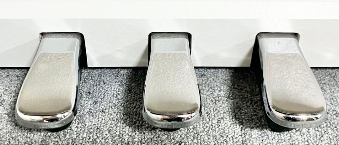 【美品】Roland 電子ピアノ F-120WH【無料配送可能】