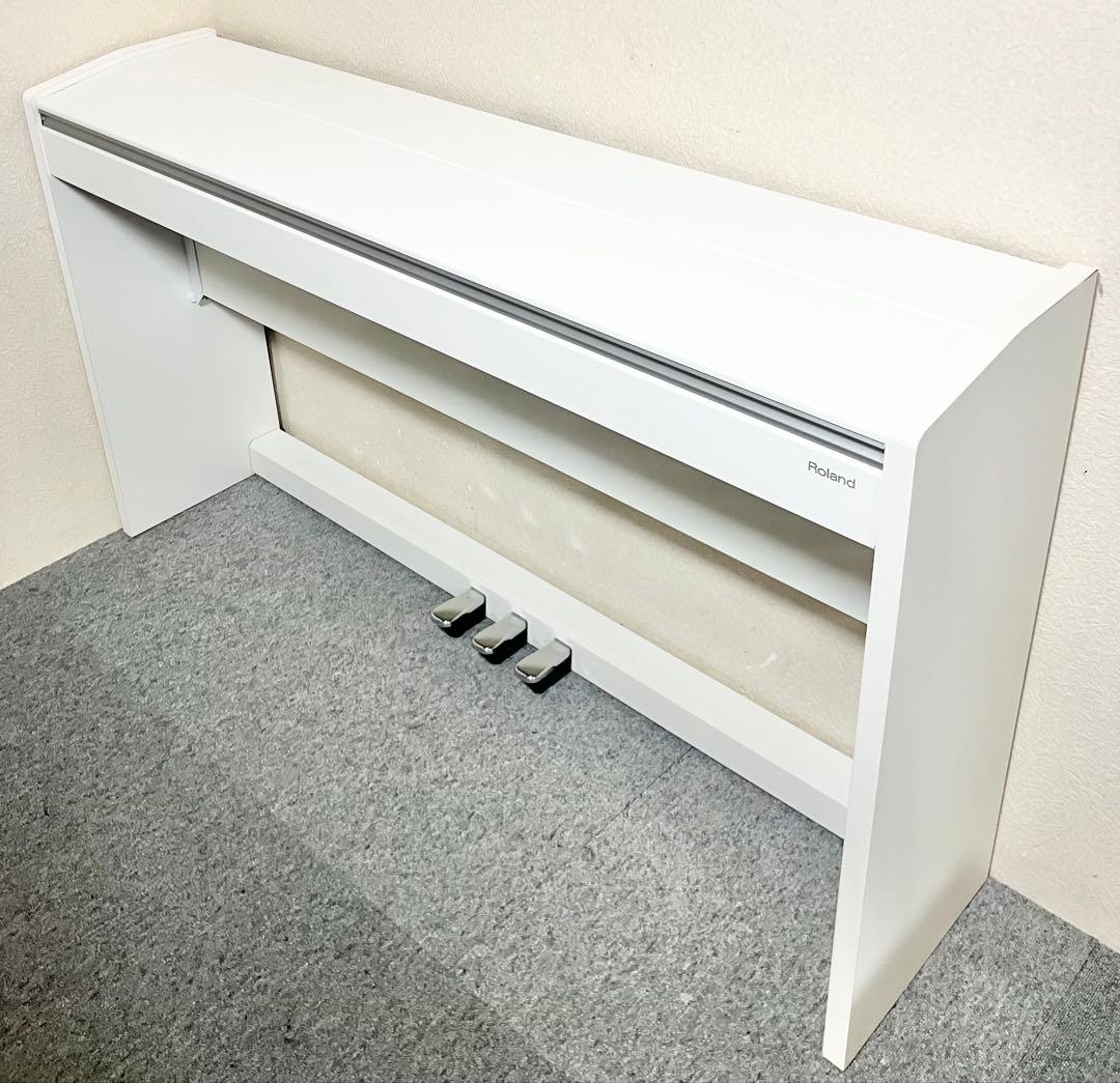 【美品】Roland 電子ピアノ F-120WH【無料配送可能】