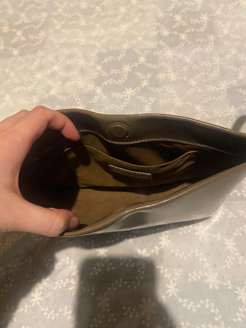 whim gazetteウィムガゼット　ガラスレザーショルダー