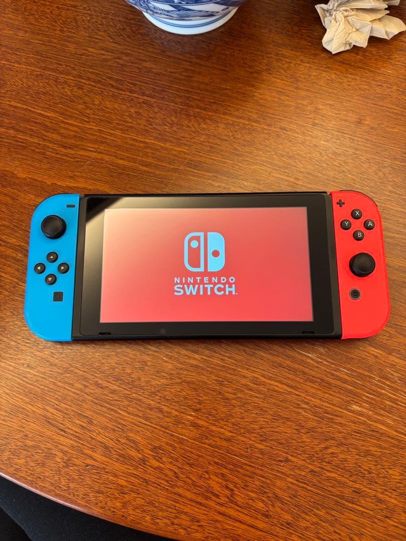 Nintendo Switch 本体 赤・青 Joy-Con 付属品あり