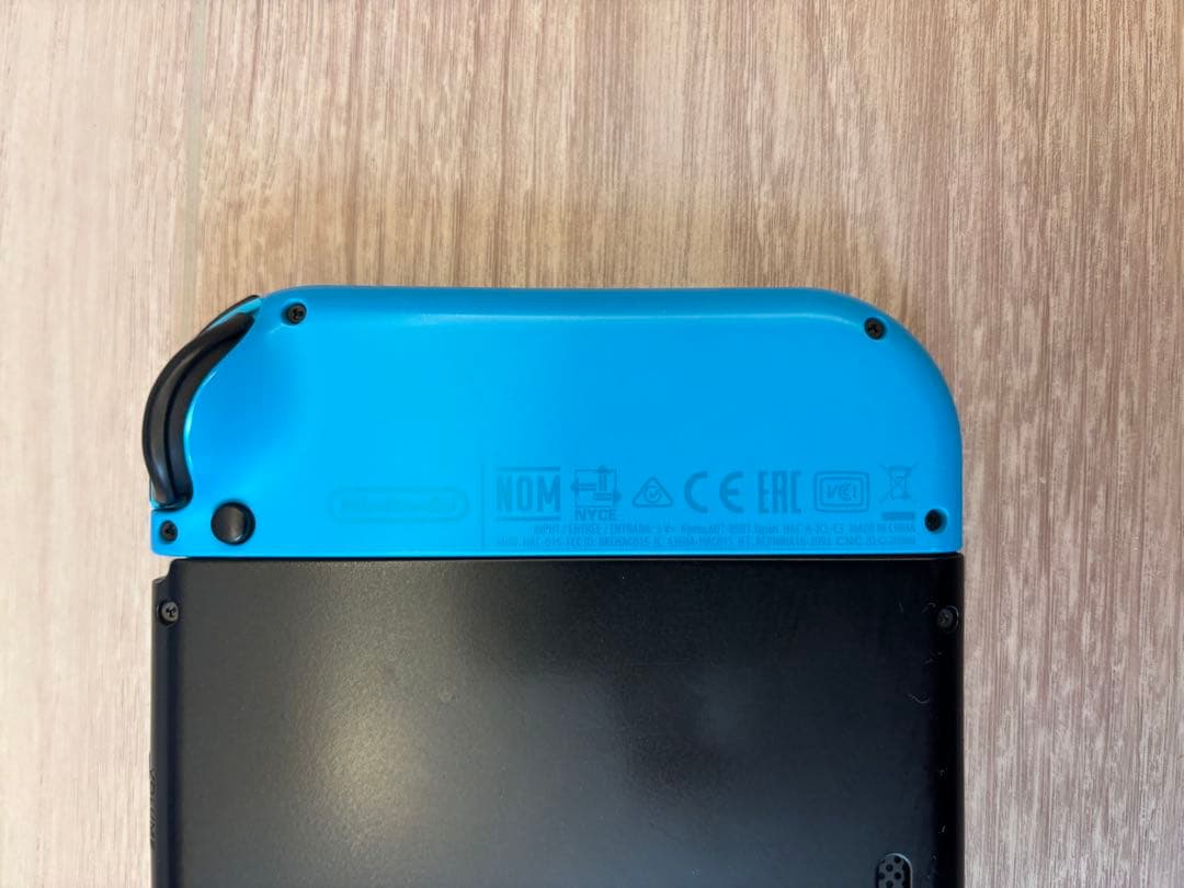 Nintendo Switch 本体 赤・青 Joy-Con 付属品あり