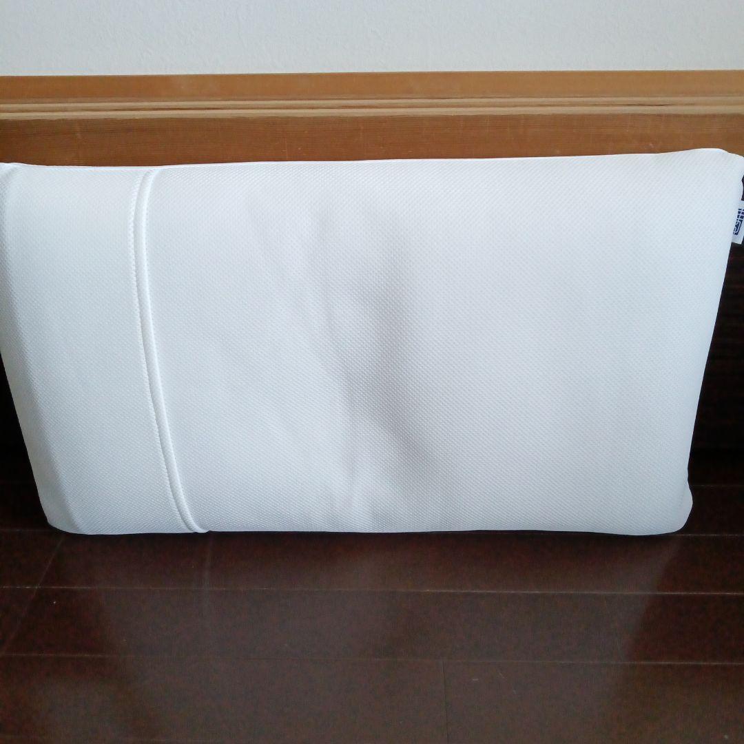 ◇airweave pillow◇未使用に近いお品 　横幅　約66センチ