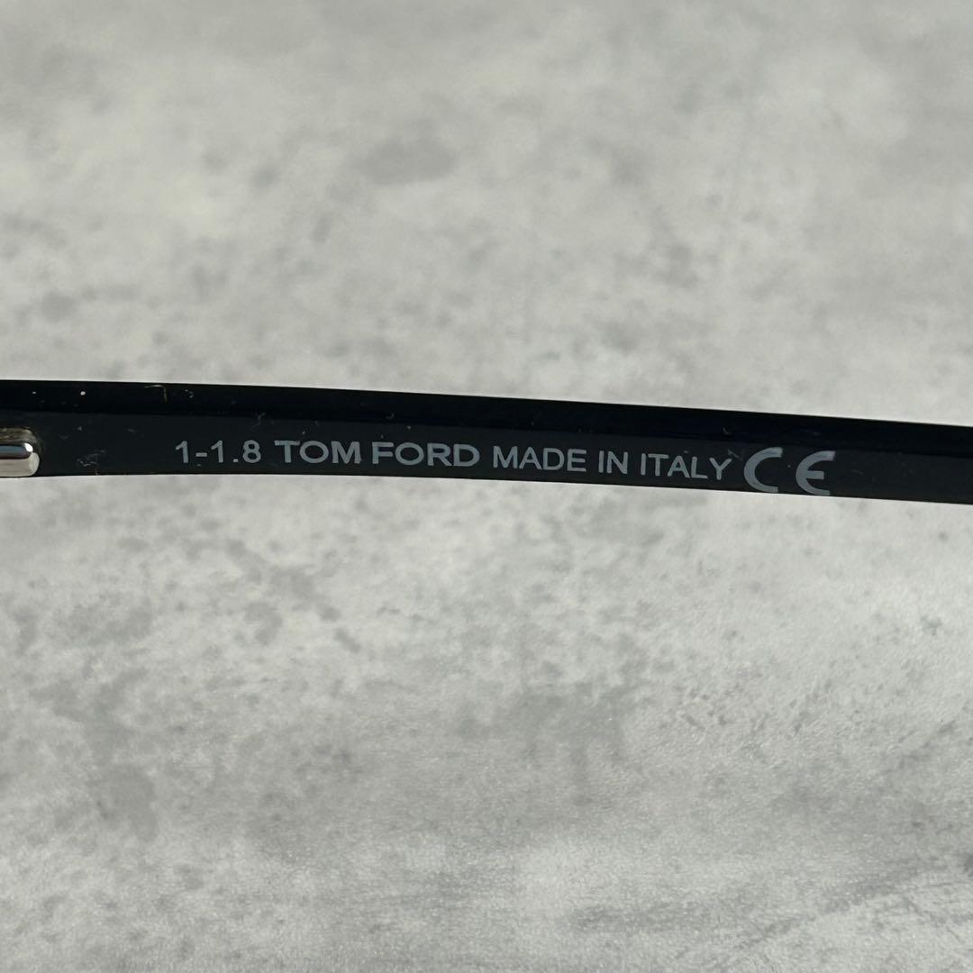 美品 トムフォード サングラス Andra TF530 145 黒 パントス