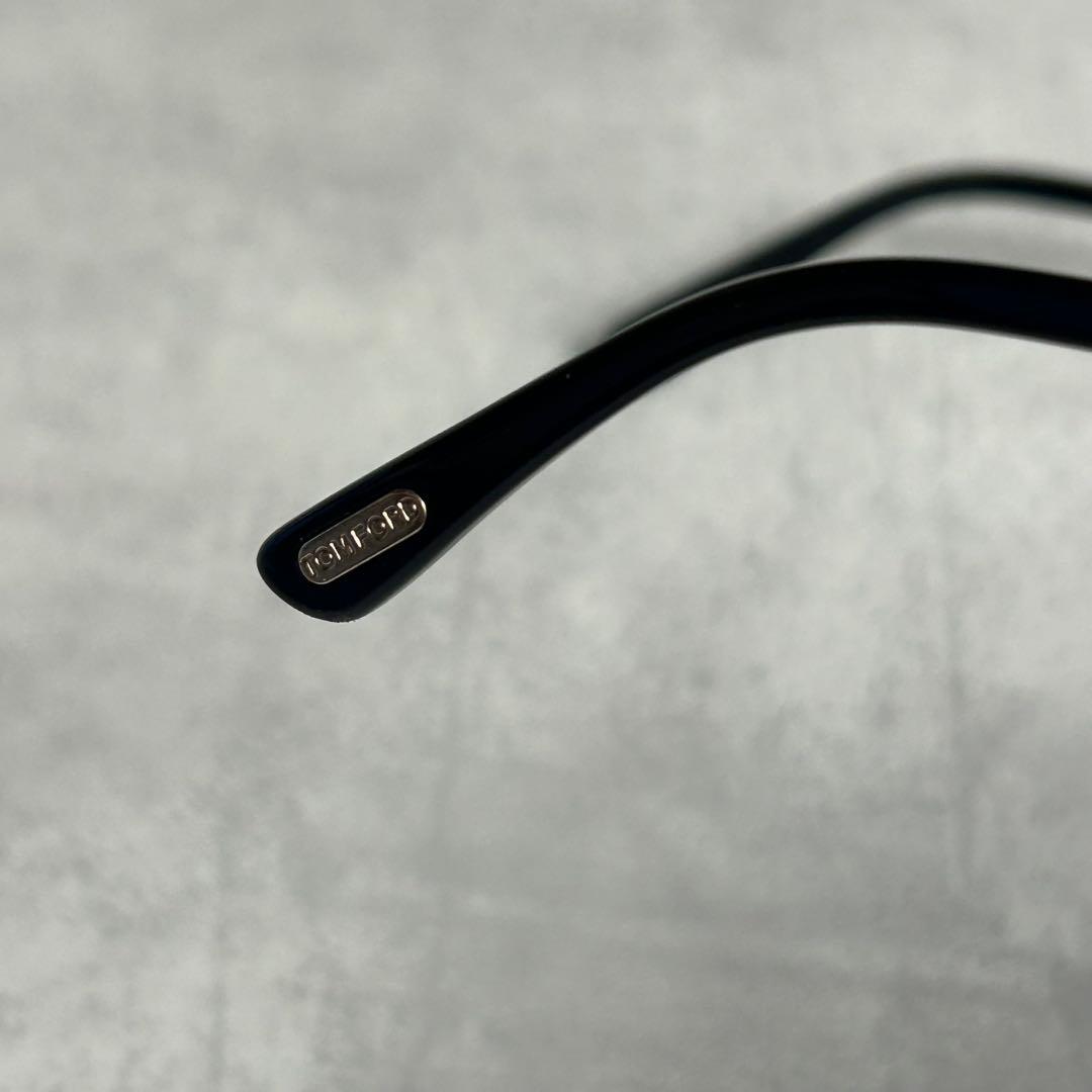 美品 トムフォード サングラス Andra TF530 145 黒 パントス