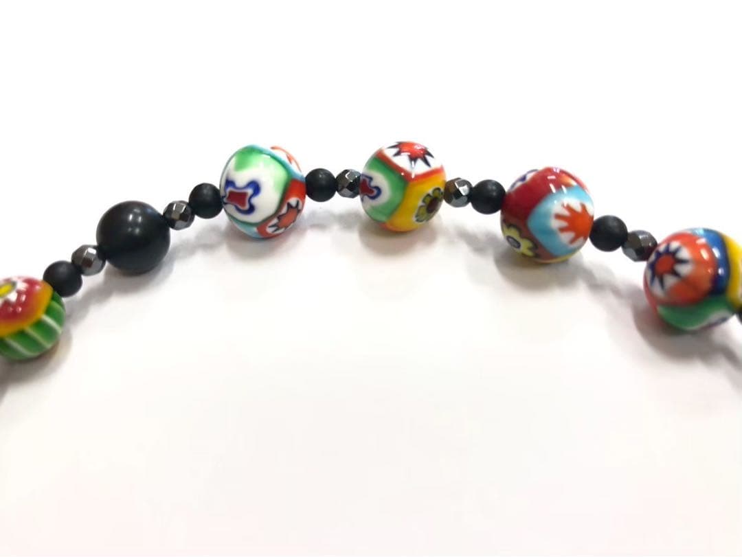 ☆K18 WG　黒赤柄石付ネックレス