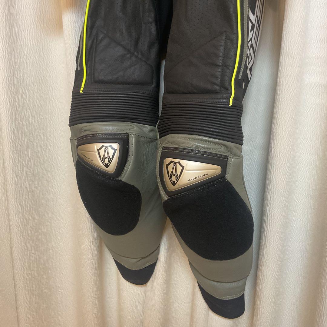 【未使用】ARLENNESSアレンネスレーシングスーツ 52サイズ Bk.Ye.