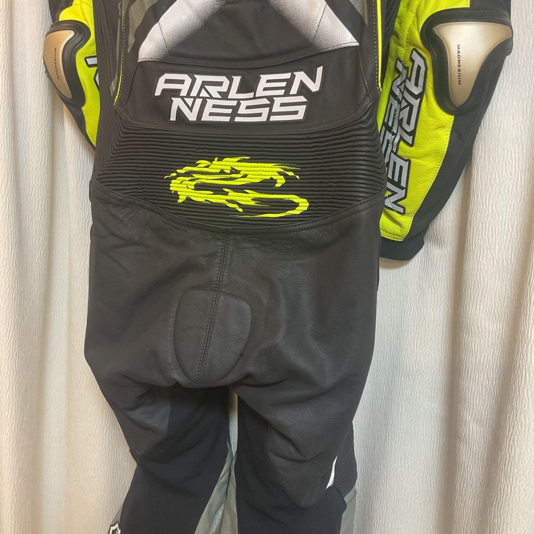 【未使用】ARLENNESSアレンネスレーシングスーツ 52サイズ Bk.Ye.