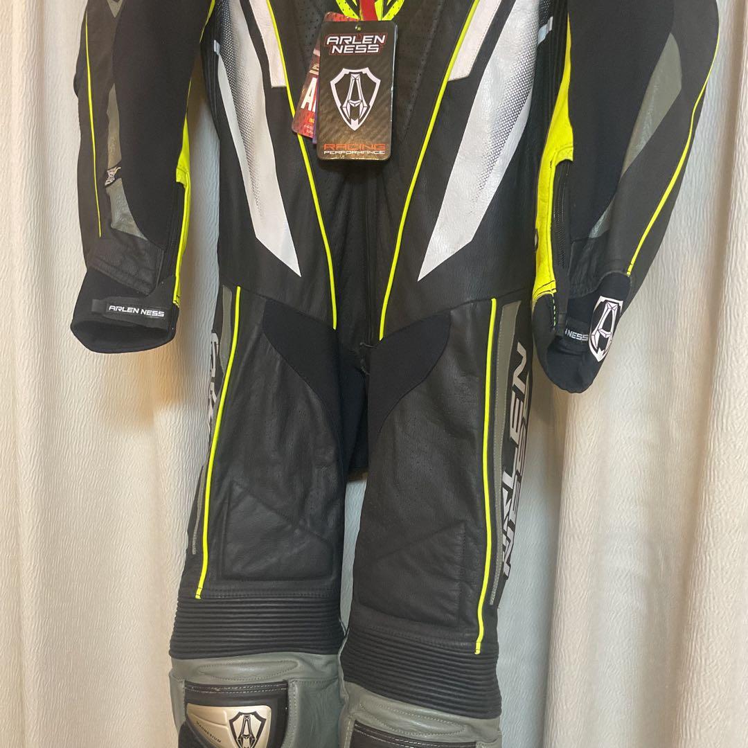 【未使用】ARLENNESSアレンネスレーシングスーツ 52サイズ Bk.Ye.