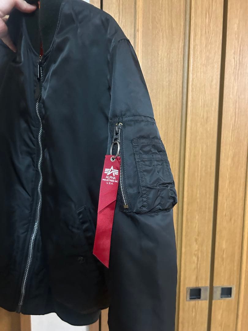 リバーシブル MA-1ジャケット ブラック/オレンジ