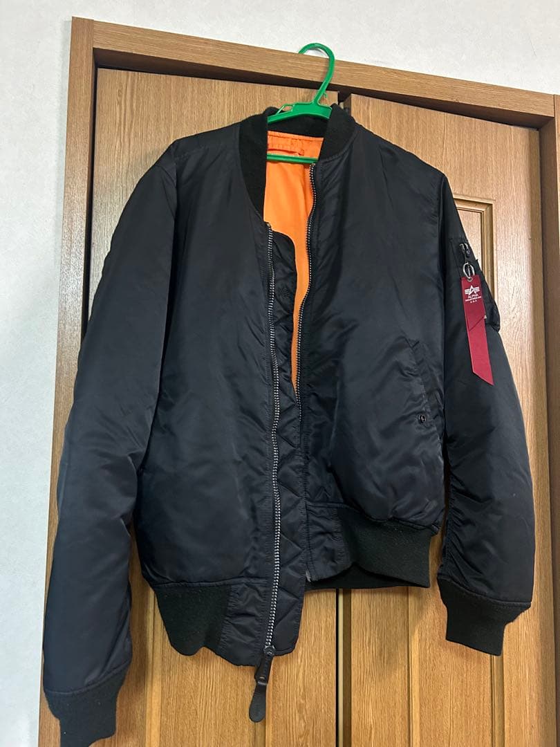 リバーシブル MA-1ジャケット ブラック/オレンジ