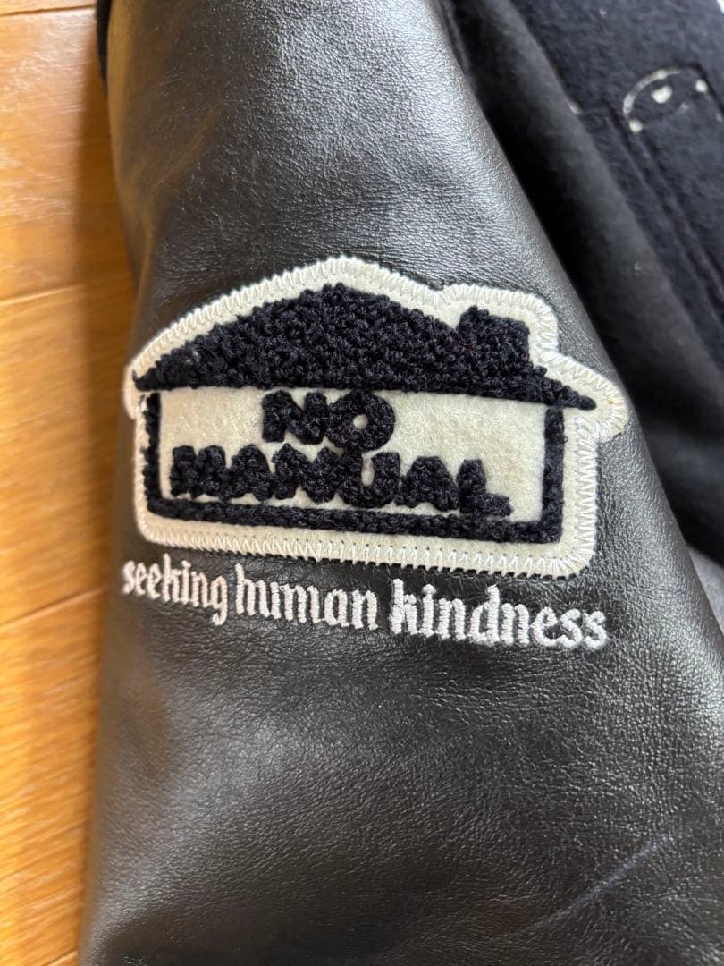 NOMANUAL スタジアムジャンバー　Lサイズ