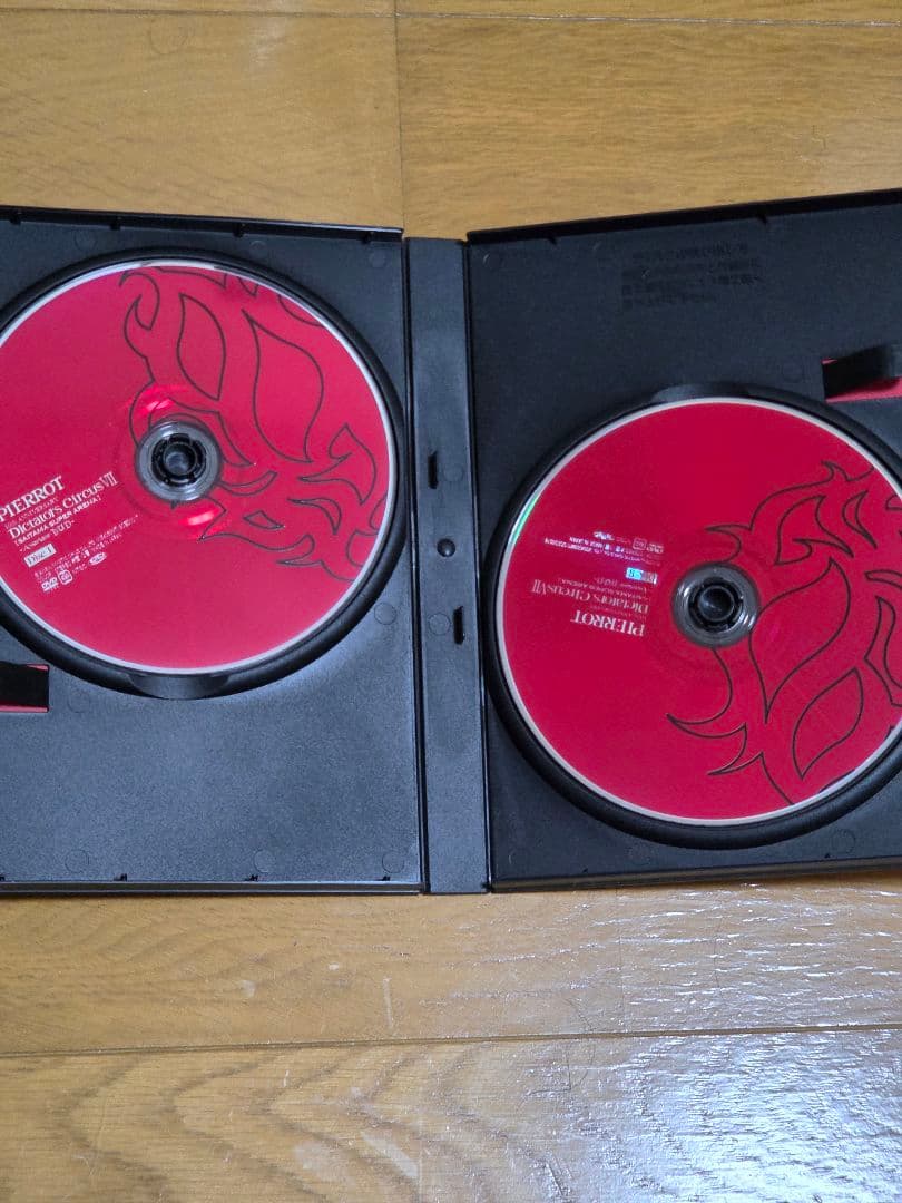 PIERROT「Dictators Circus Ⅶ」赤【DC7】