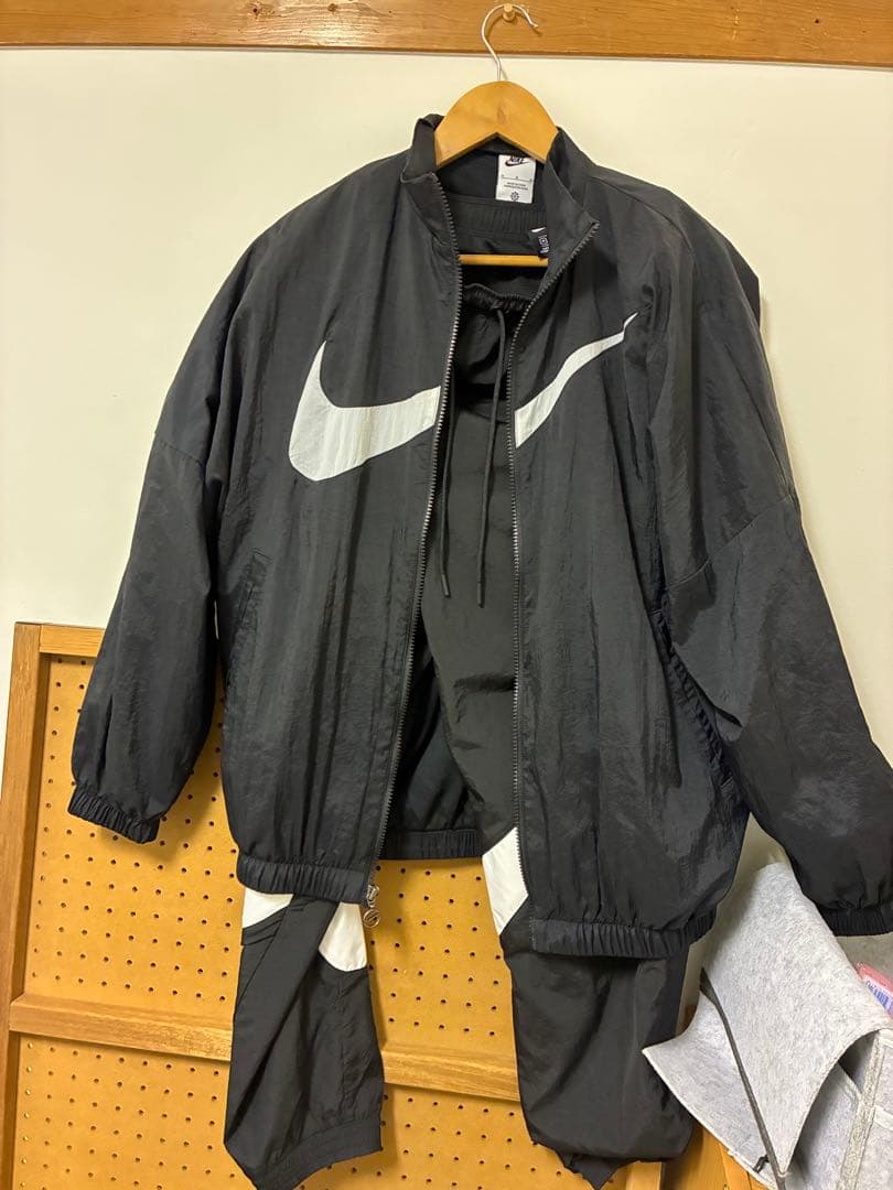 NIKE ブラック ナイロンジャージ上下セット Mサイズ