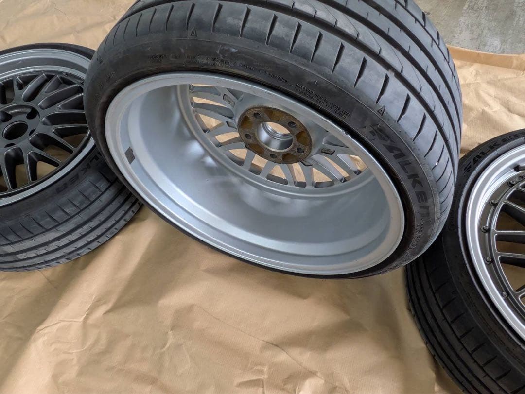 メッシュ　LMタイプ19インチ　8.5J35 4本通し　引き取り限定セール