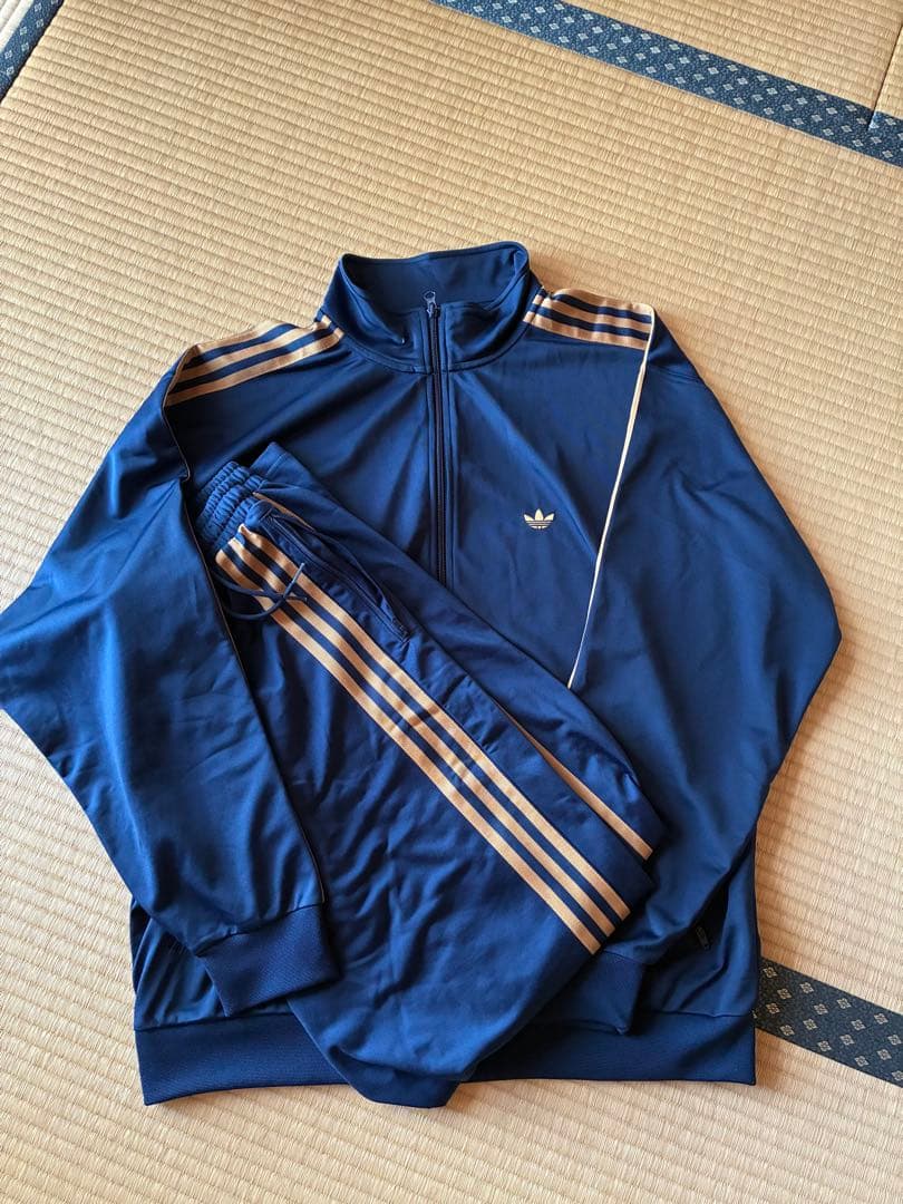 adidas originals トラックジャケットセットアップ　　　　美品