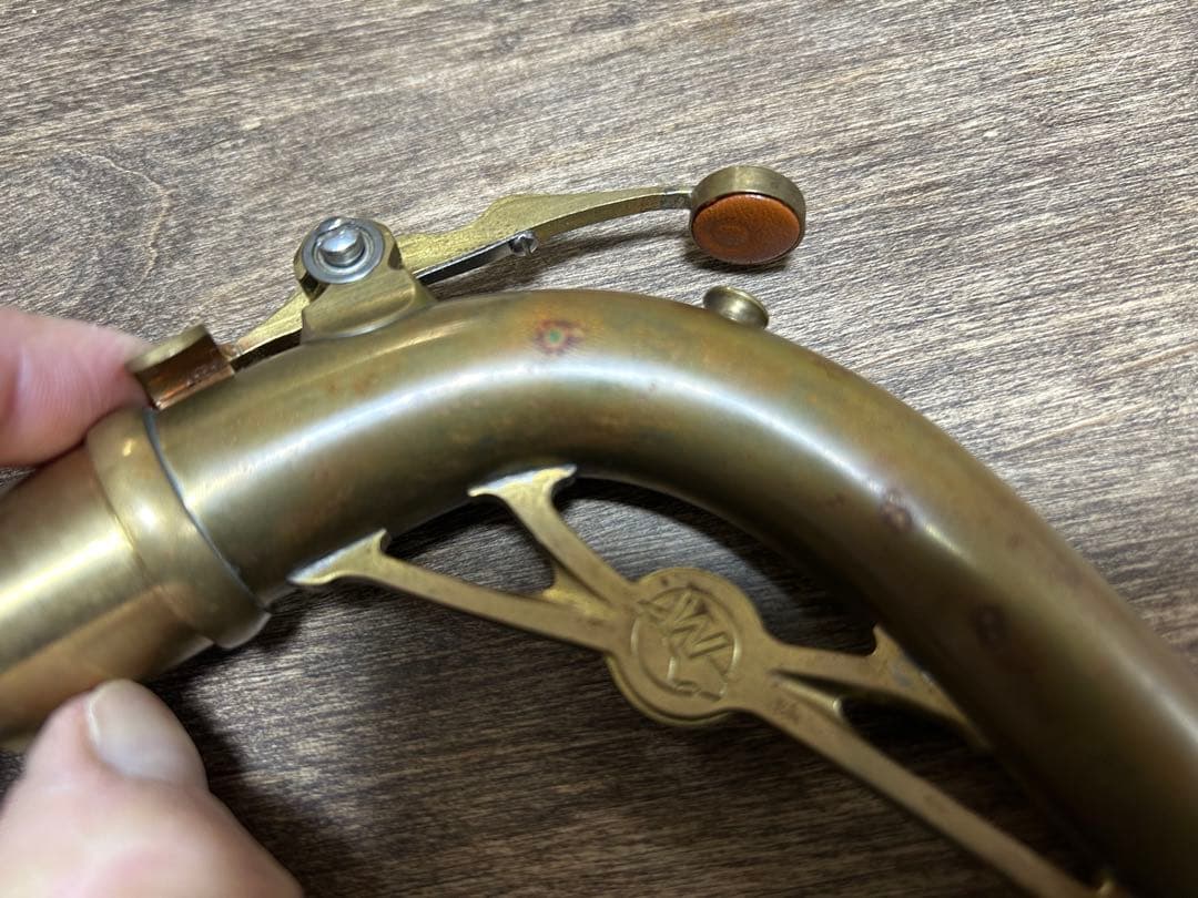 Wilmington 12.5M バリトンサックス用ネック　CONN 12M用