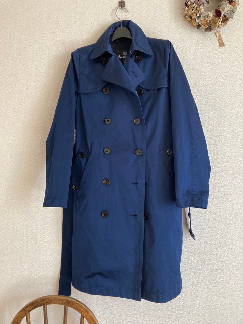 【★土日限定特別SALE★】アクアスキュータム　トレンチコート　極美品