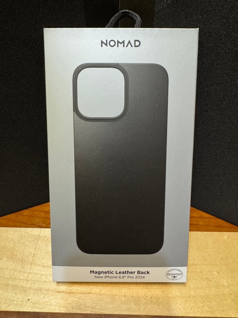 NOMAD iPhone16ProMax マグネティックレザー ブラック