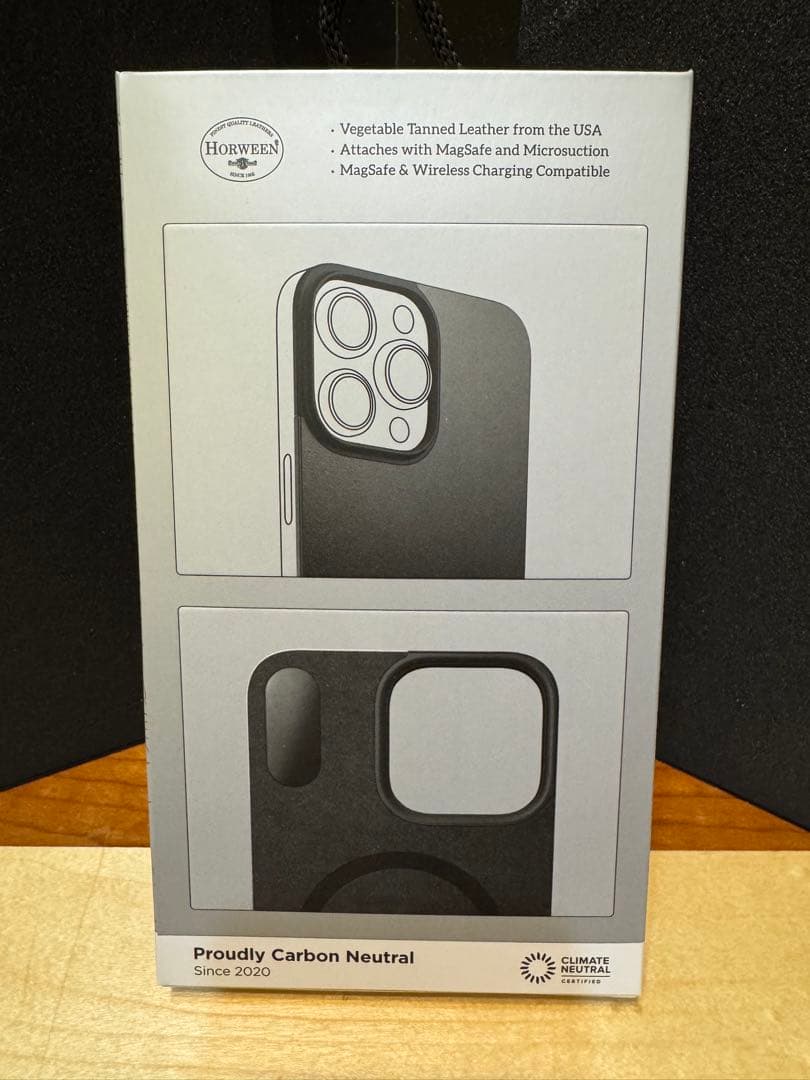 NOMAD iPhone16ProMax マグネティックレザー ブラック