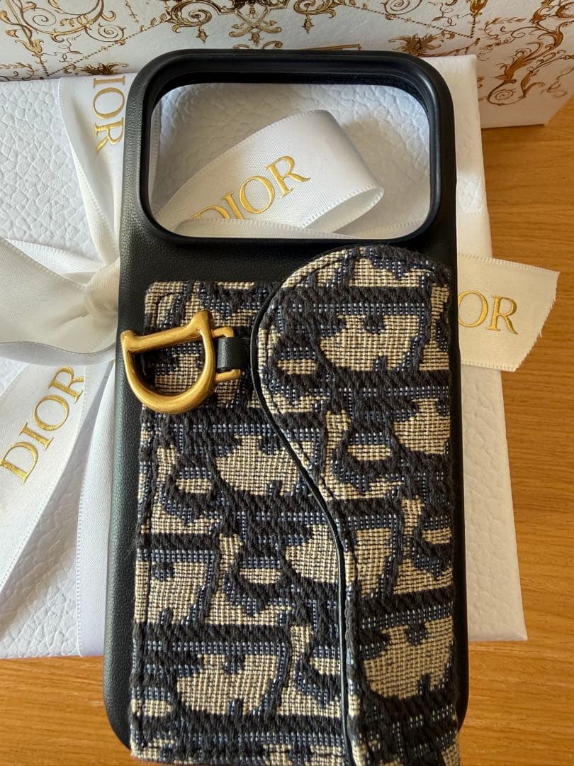 ディオール✳︎iPhone17proケース　新品同様