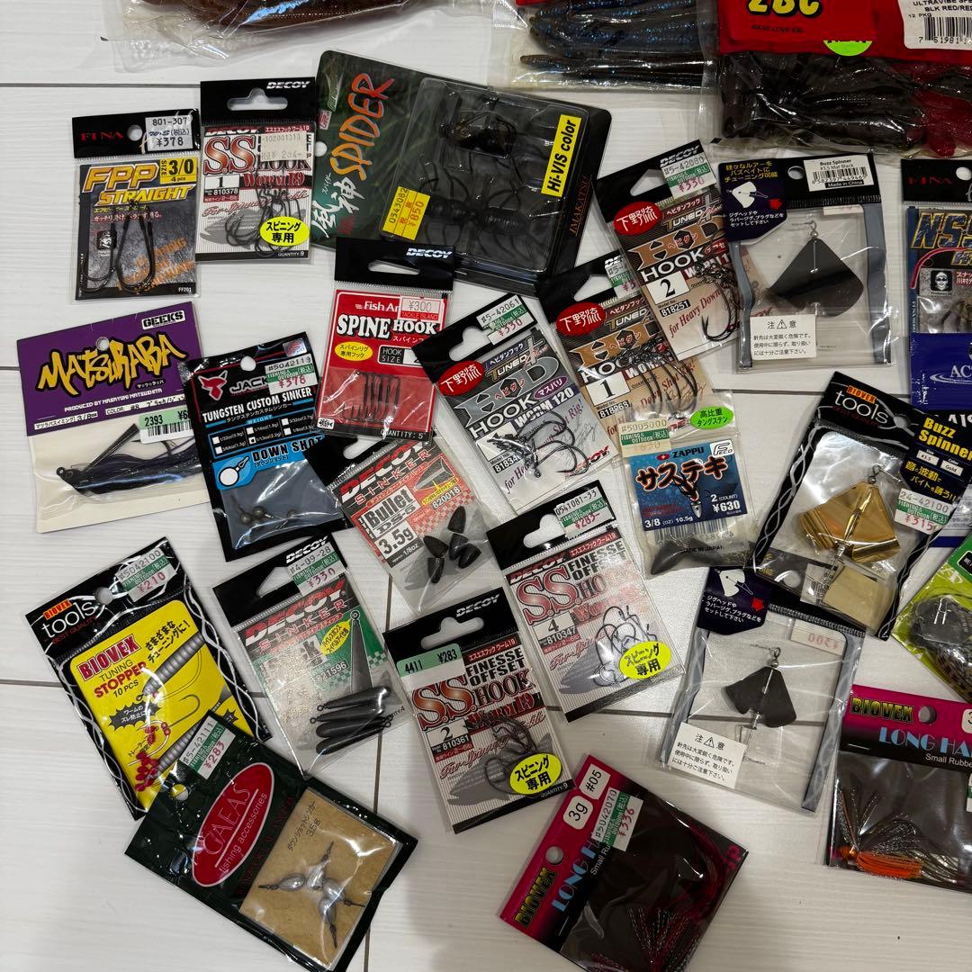 バス釣り引退セット ほぼ新品 ワーム フック 他