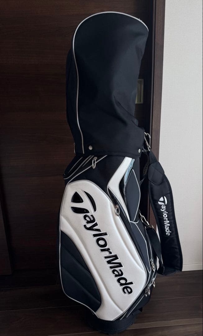 TaylorMade テーラーメイド キャディバッグ 黒/白