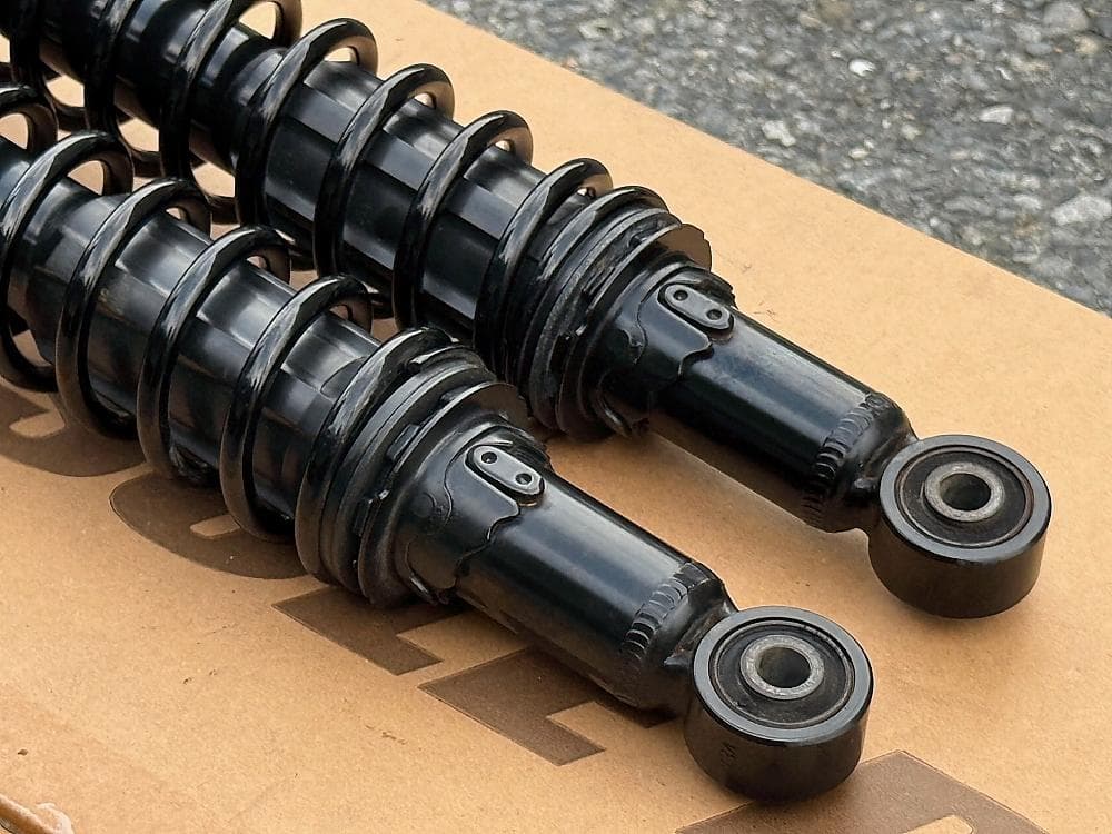 極美品　MF10 フォルツァ 純正リアサスペンション