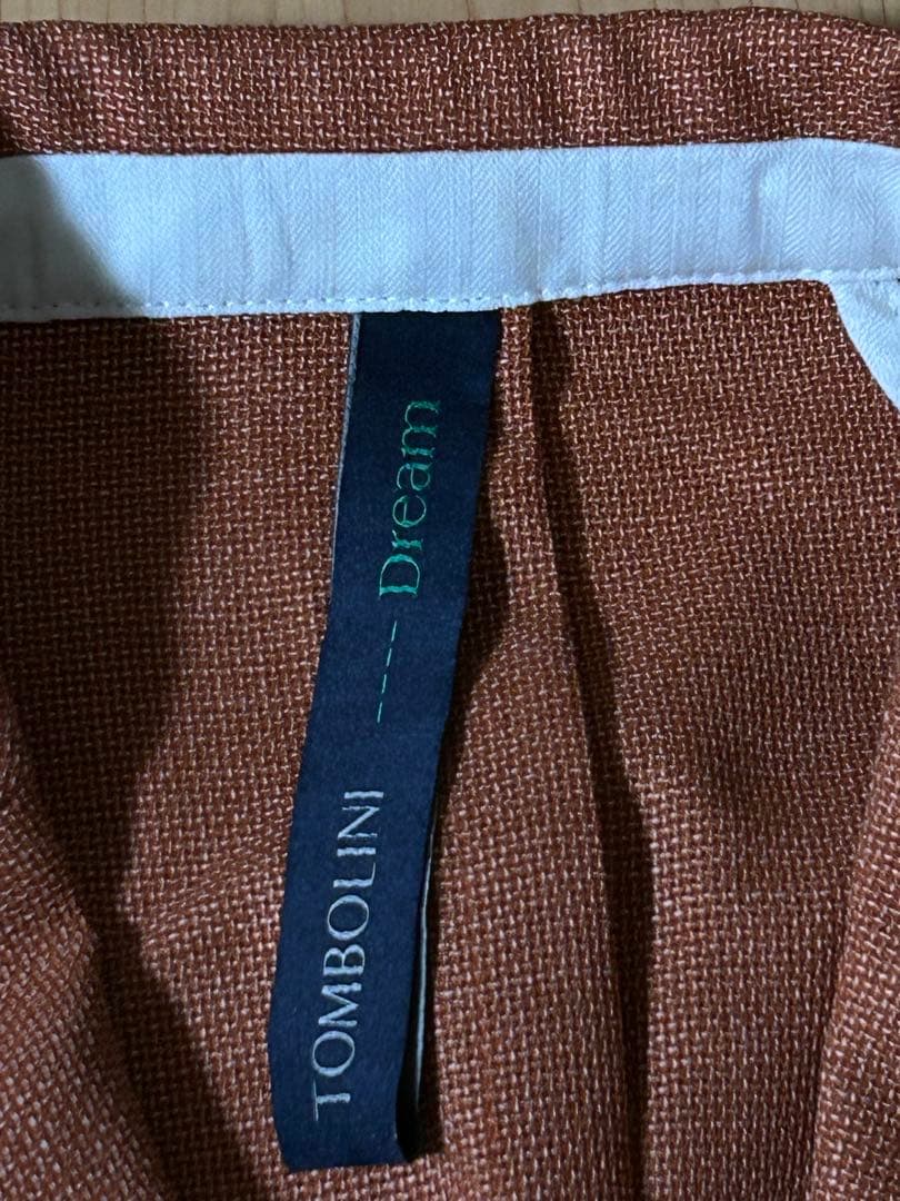 イタリア製　TOMBOLINI ヴァージンウール100% テーラードジャケット