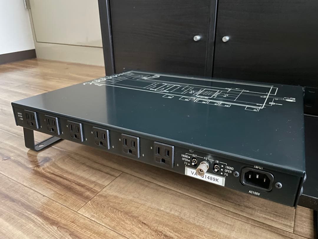 VOLT AMPERE / GPC-TQ