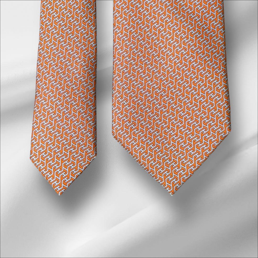【超美品】エルメス 総柄 H柄 ファソネ オレンジ ホワイト 現行タグ ネクタイ