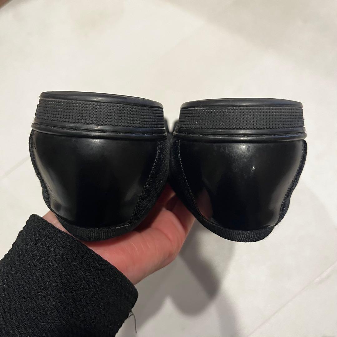 フェラガモ ブラック ベロアキルティングフラットシューズ