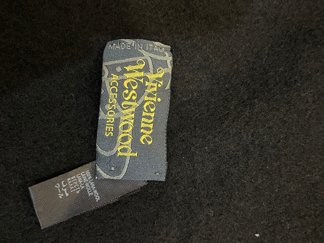 Vivienne Westwood 黒 赤マフラーセット