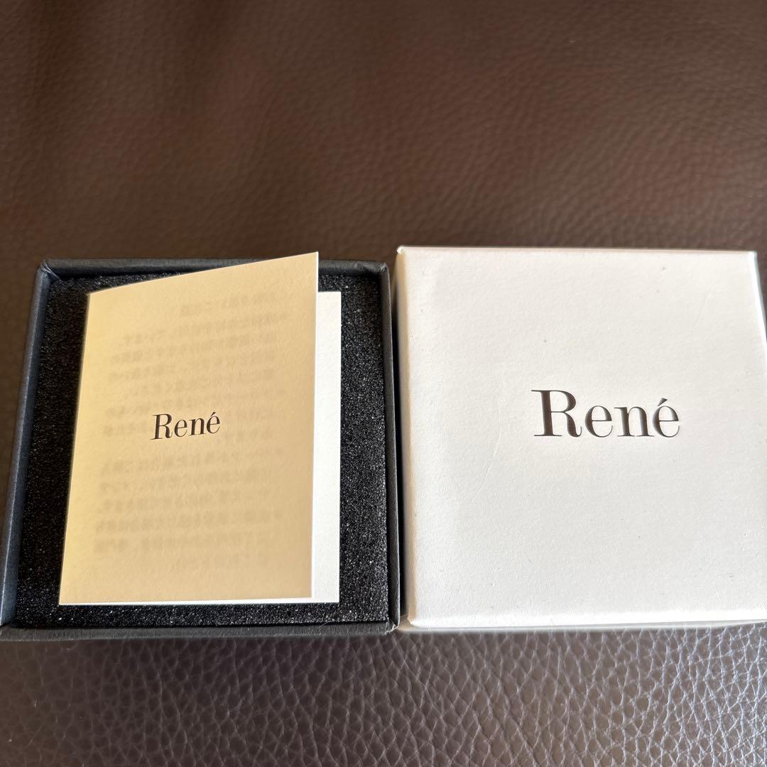 René 星型ジュエリーブローチ　お値下げしました