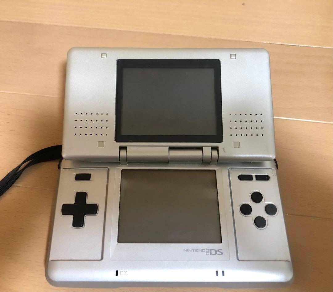 ニンテンドーDS＋ソフト8本セット