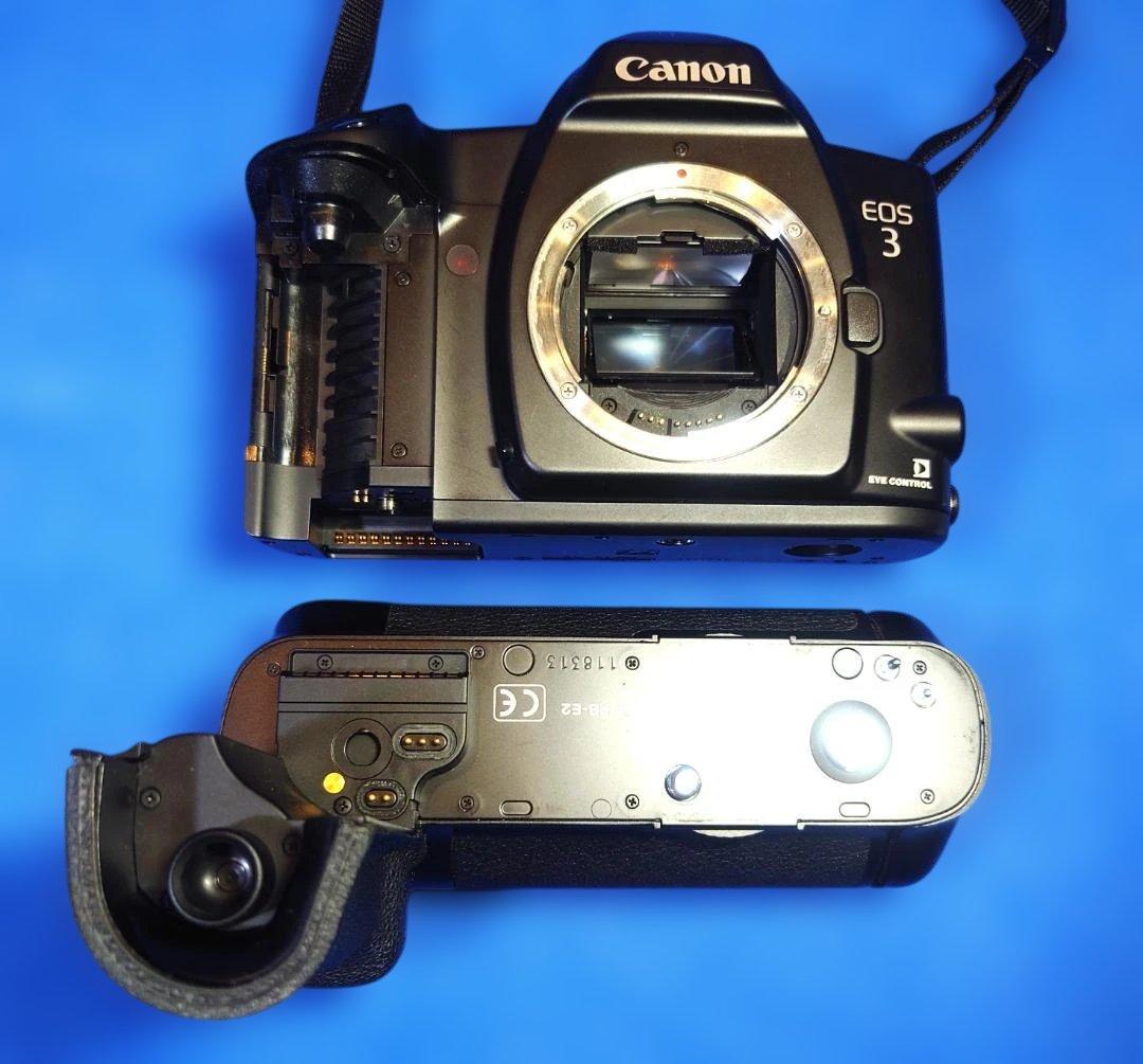 Canonキャノン EOS-3 ボディ PB-E2 付き フィルム一眼レフカメラ