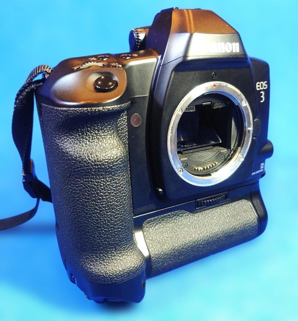 Canonキャノン EOS-3 ボディ PB-E2 付き フィルム一眼レフカメラ