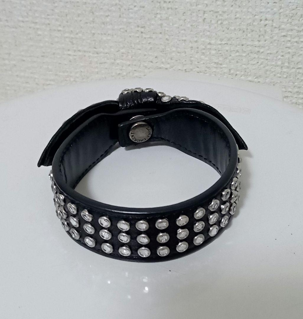 目玉商品！サンローラン　スタッズ付きレザーバングル　ブレスレット