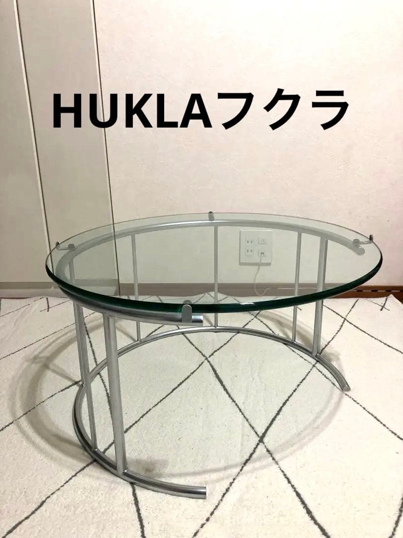 ガラスリビングテーブル